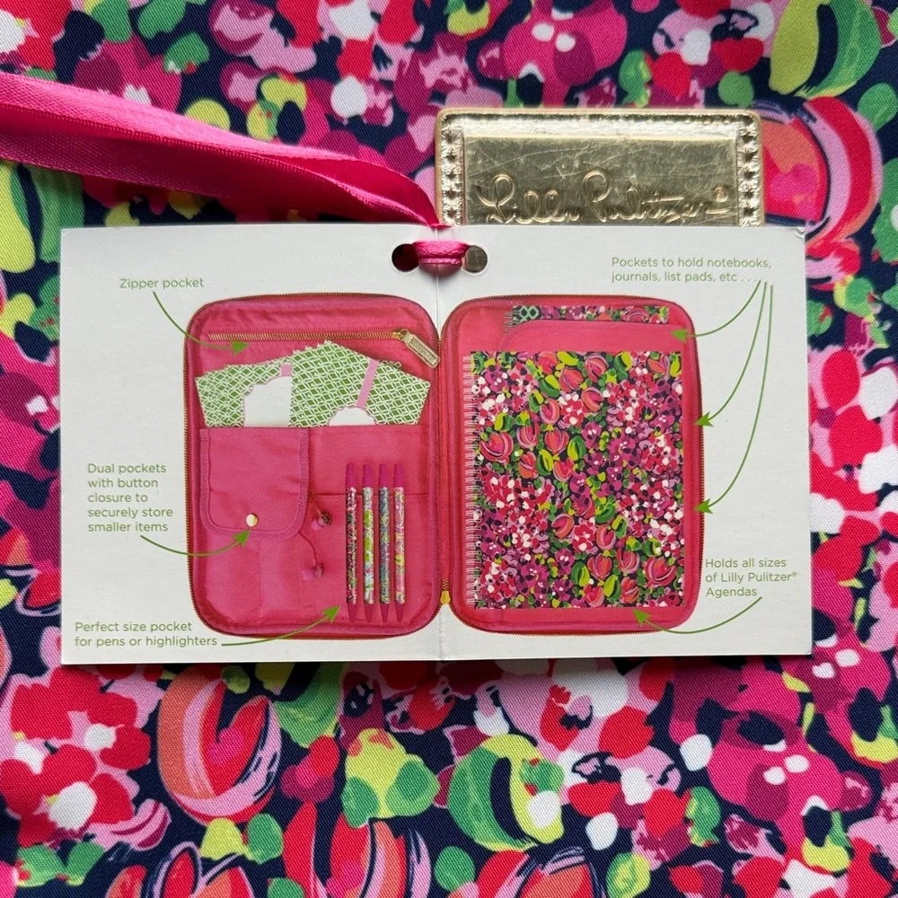 NWT Lilly Pulitzer Floral Pink, Green Zipper Folio
